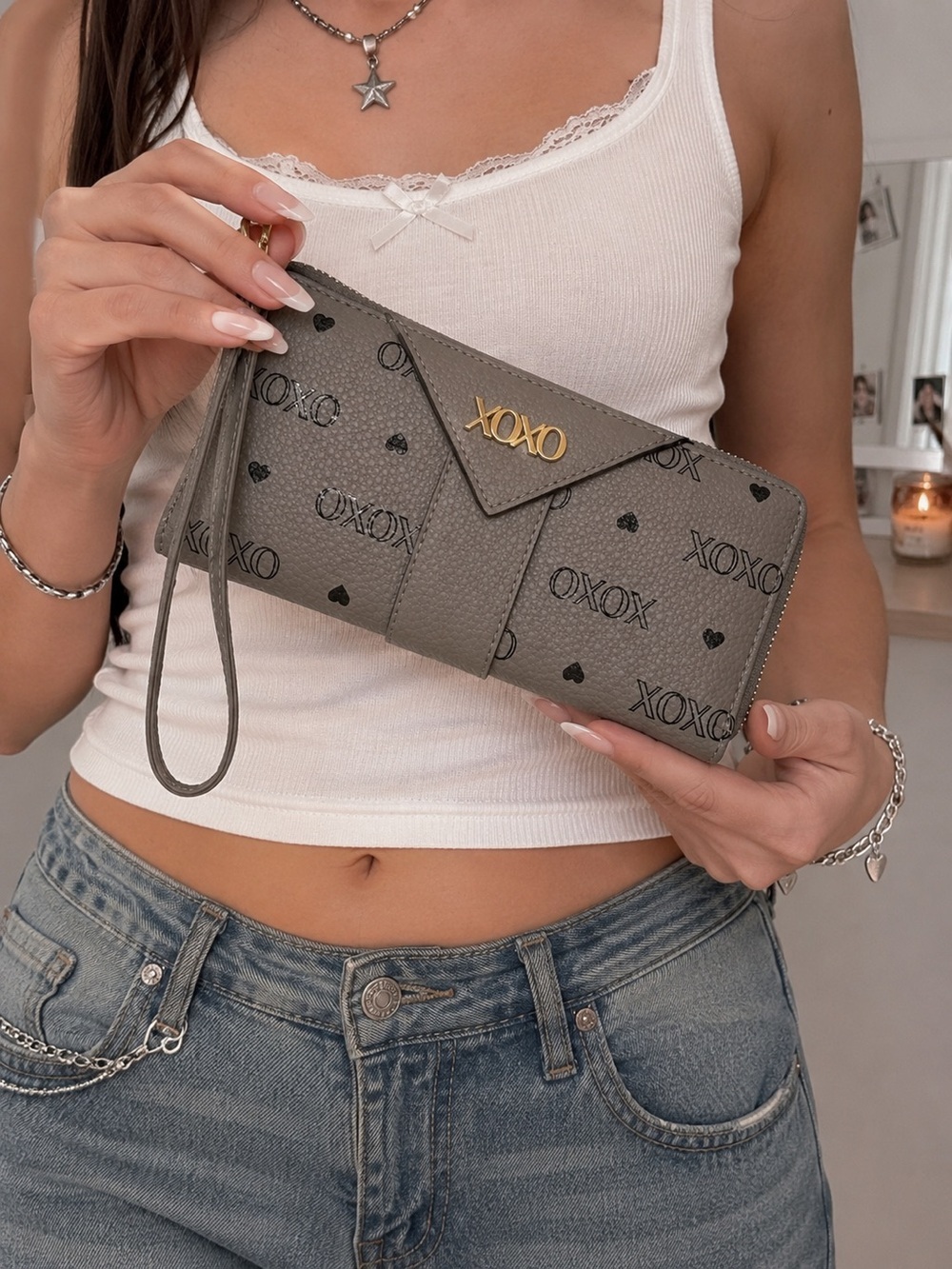 Y2K XOXO Bling Heart Wristlet Mini Bag Gray Taupe Wallet 2000s McBling